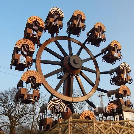 Flamingo Land - Woodlands W174 *